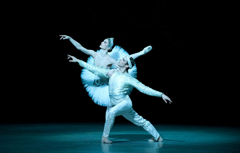 La Bayadere (Aurelie Dupont, Josua Hoffalt). Foto: Julien Benhamou, OnP.